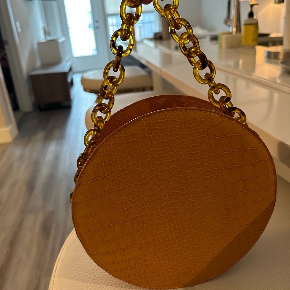 Mustard faux alligator purse with tortoise shell link strap